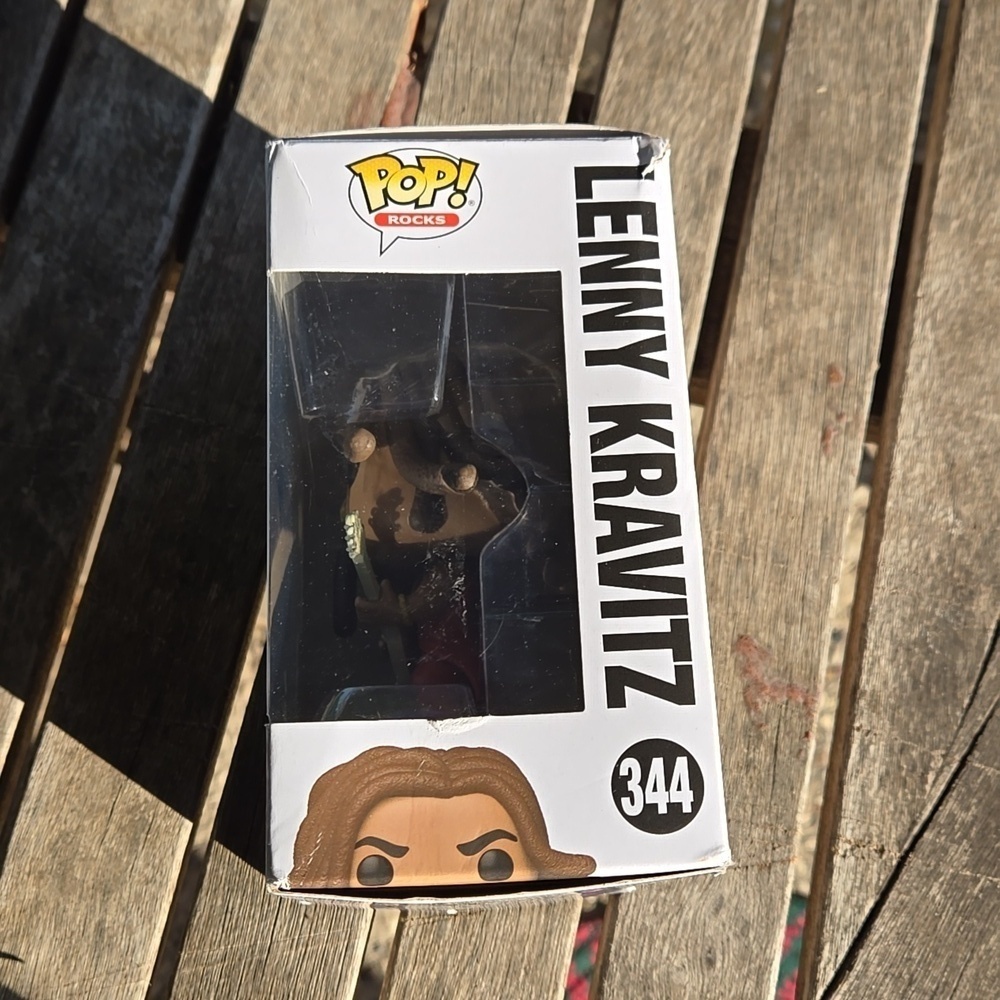 Lenny Kravitz Funko Pop Rocks - Picture 2 of 6